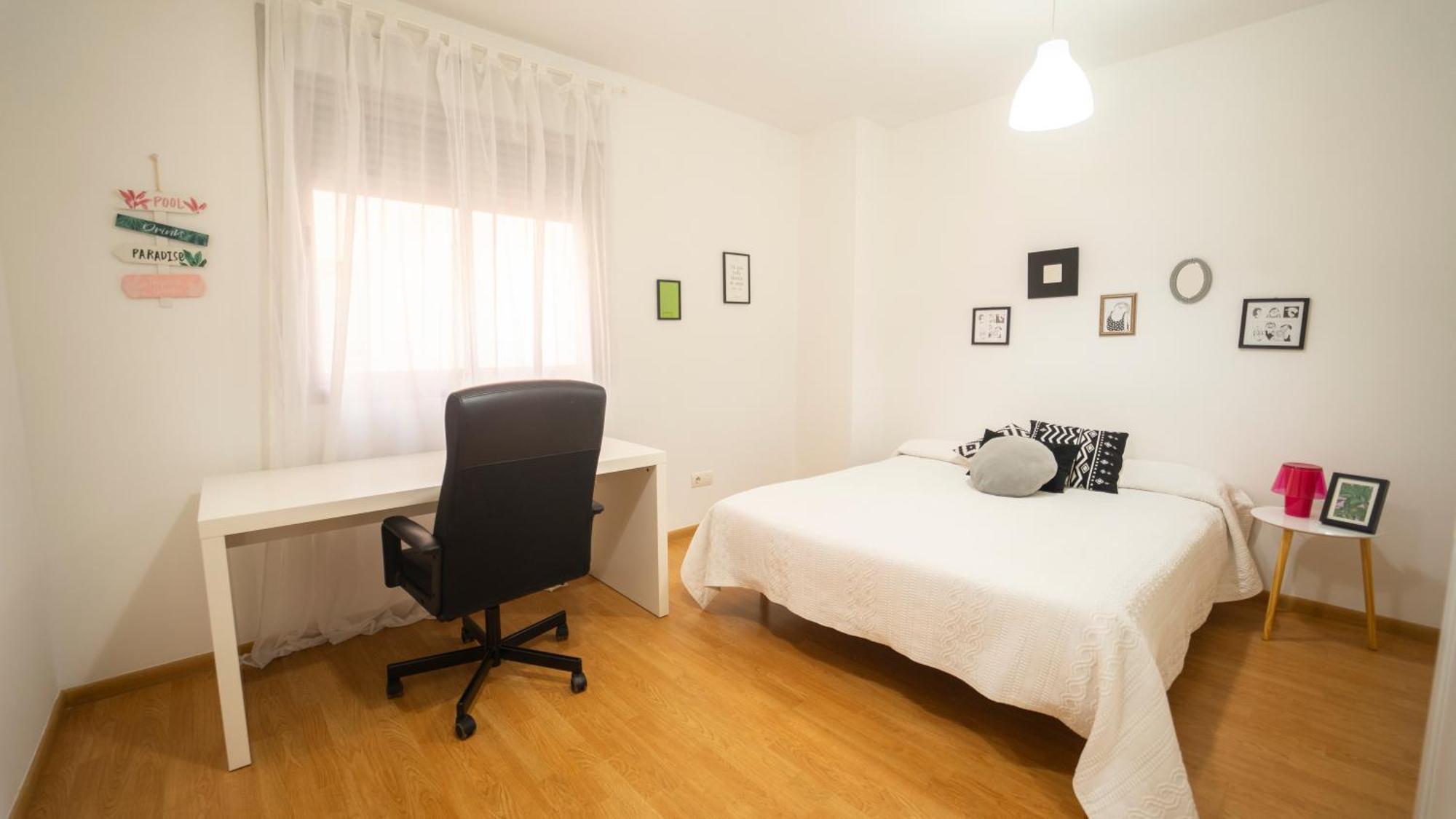 Alhambra A 8 Minutos Granada, Con Parking Y Piscina * Alhendin